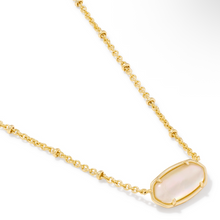 Load image into Gallery viewer, TIGER STRIPED ELISA SHORT PENDANT NECKLACE GOLD NATURAL MOTHER OF PEARL