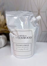 Load image into Gallery viewer, MOONFLOWER LAUNDRY SOAP