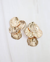Load image into Gallery viewer, Genoa Petal Chandelier Earring