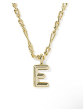 Load image into Gallery viewer, BUBBLE LETTER E SHORT PENDANT NECKLACE GOLD