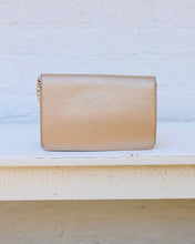 Load image into Gallery viewer, Bryn Clutch/Crossbody Woven Gold