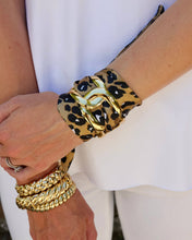 Load image into Gallery viewer, Sedgefield Scarf Bracelet Brown