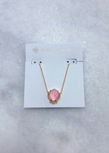 Load image into Gallery viewer, BRYNNE SHELL SHORT PENDANT NECKLACE GOLD BLUSH IVORY MOTHER OF PEARL
