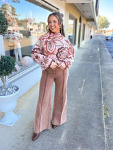 Load image into Gallery viewer, Bold Floral Sweater
