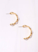 Load image into Gallery viewer, Dalma Pearl Hoop Earring
