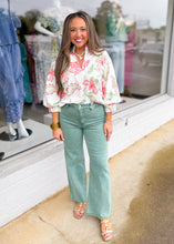 Load image into Gallery viewer, Olive Frayed Cutoff Hem Straight Wide Pants
