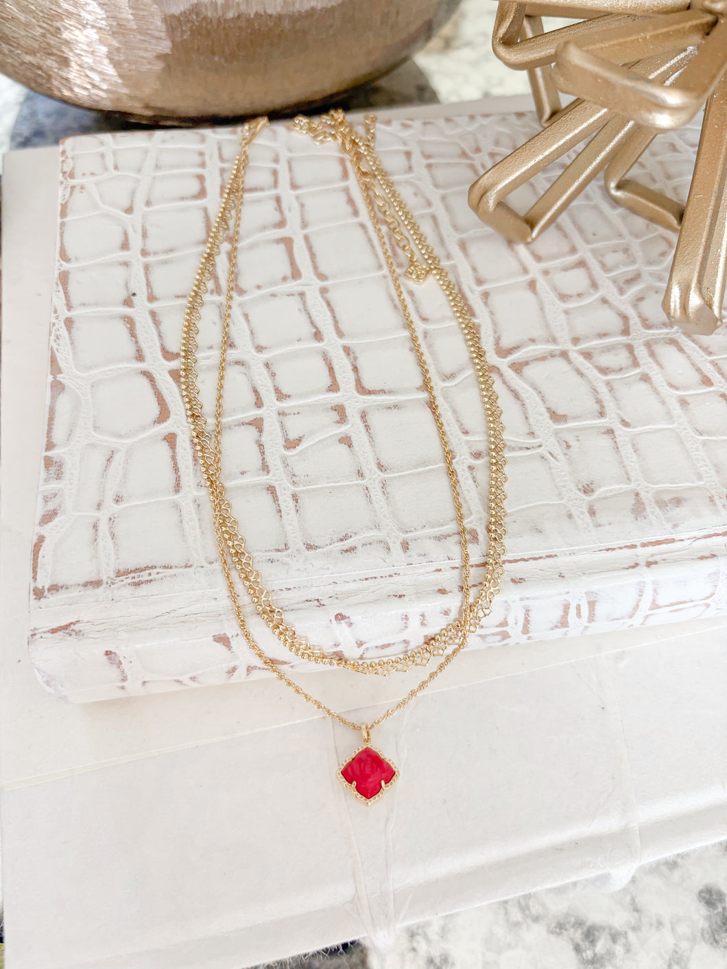 MALLORY ROSE MULTI STRAND NECKLACE GOLD RED MOTHER OF PEARL