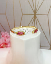 Load image into Gallery viewer, OPHELIA CUFF BRACELET GOLD LIGHT MAUVE ILLUSION S/M
