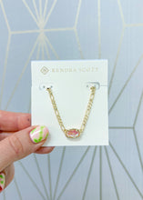 Load image into Gallery viewer, ELISA FIGARO CHAIN SHORT PENDANT NECKLACE GOLD PINK IRIDESCENT MOTHER OF PEARL
