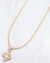 Load image into Gallery viewer, Dalby Pendant Chain Necklace
