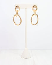 Load image into Gallery viewer, Lucinda Link Earrings Gold
