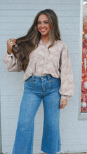 Load image into Gallery viewer, Helpful Jeans
