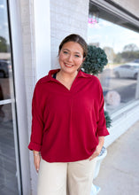 Load image into Gallery viewer, Early Mornings Blouse - Wine
