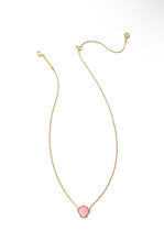 Load image into Gallery viewer, BRYNNE SHELL SHORT PENDANT NECKLACE GOLD BLUSH IVORY MOTHER OF PEARL
