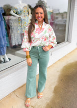 Load image into Gallery viewer, Olive Frayed Cutoff Hem Straight Wide Pants
