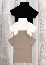 Load image into Gallery viewer, Short Sleeve One Size Top
