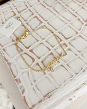 Load image into Gallery viewer, MAMA CRYSTAL DELICATE CHAIN BRACELET GOLD
