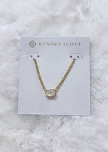 Load image into Gallery viewer, CAILIN CRYSTAL PENDANT NECKLACE GOLD IVORY MOTHER OF PEARL
