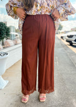 Load image into Gallery viewer, Perfect Pick Pants
