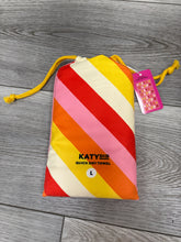 Load image into Gallery viewer, Katy Did Quick Dry Towel - A
