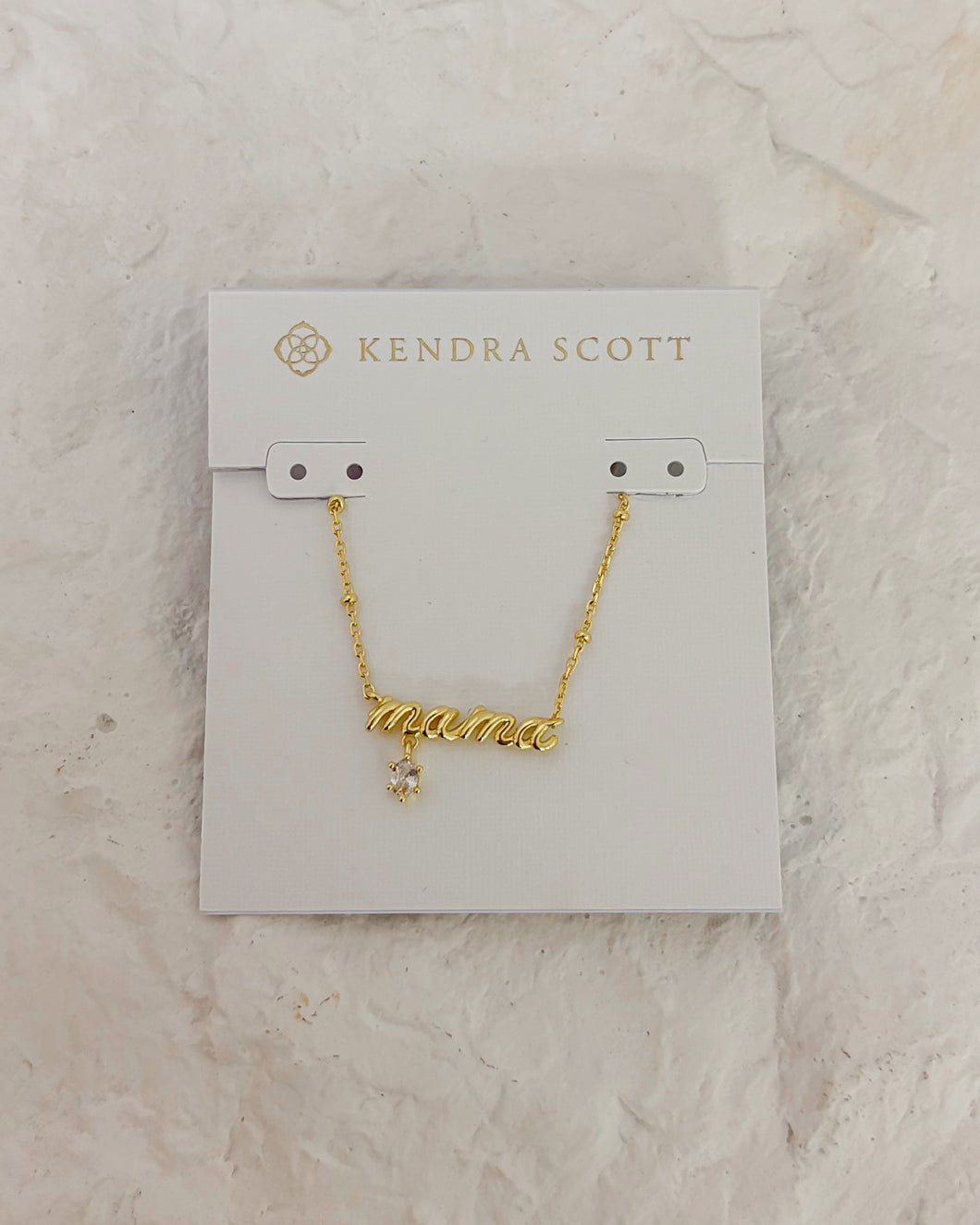 MAMA CRYSTAL SHORT PENDANT NECKLACE GOLD