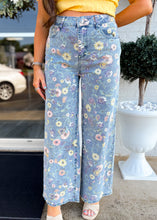 Load image into Gallery viewer, Broken Window Denim Pants
