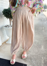 Load image into Gallery viewer, The Socialite Pants - Light Taupe
