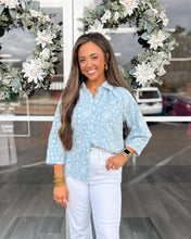 Load image into Gallery viewer, Nobody But You Button Blouse
