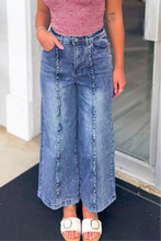 Load image into Gallery viewer, Blue Jean Baby Pants
