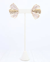 Load image into Gallery viewer, Collins Earring Gold
