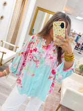 Load image into Gallery viewer, Pretty Flower Blouse
