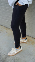 Load image into Gallery viewer, Butter Basic Leggings
