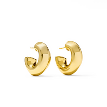 Load image into Gallery viewer, EMBRY HOOP EARRINGS GOLD
