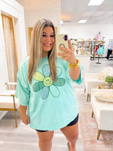 Load image into Gallery viewer, Happy Flower Tee
