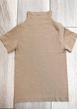Load image into Gallery viewer, Short Sleeve One Size Top
