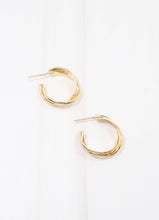 Load image into Gallery viewer, Glover Hoop Earring

