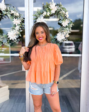 Load image into Gallery viewer, Buzzing Blouse
