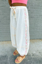 Load image into Gallery viewer, Good Day Linen POL Pants
