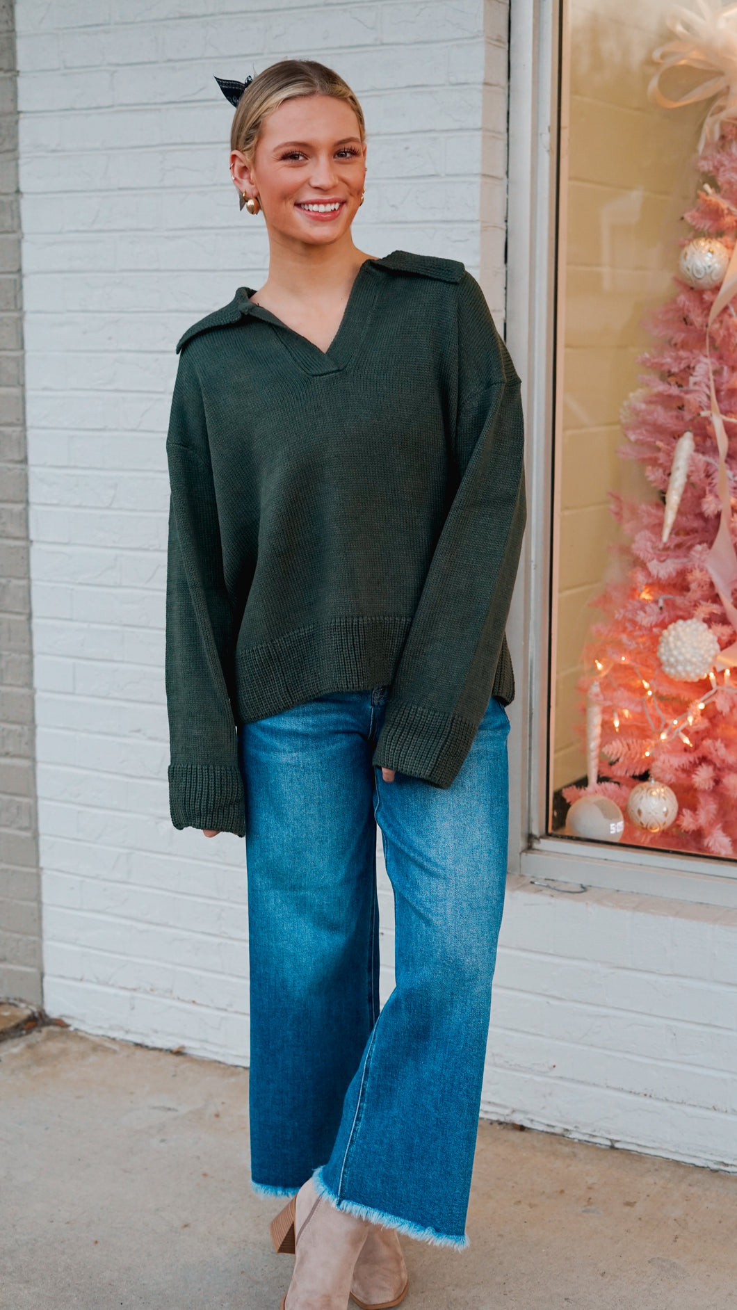 Moving Sweater - Hunter Green