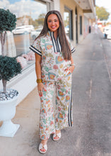 Load image into Gallery viewer, Paisley Pants
