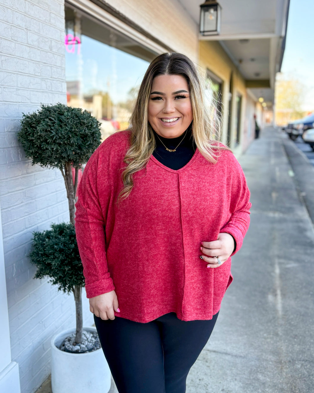 Brushed V Curvy Sweater - Red