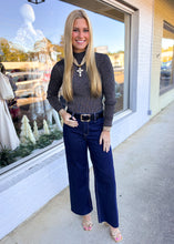Load image into Gallery viewer, Holiday Cheer Sweater Top - Black
