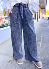 Load image into Gallery viewer, Lover Girl Pants - Ash Black
