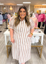 Load image into Gallery viewer, Beach Photoshoot Maxi Dress

