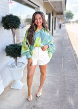Load image into Gallery viewer, Dressy White Shorts
