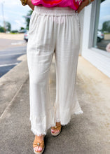 Load image into Gallery viewer, Linen Ruffle Hem Pants
