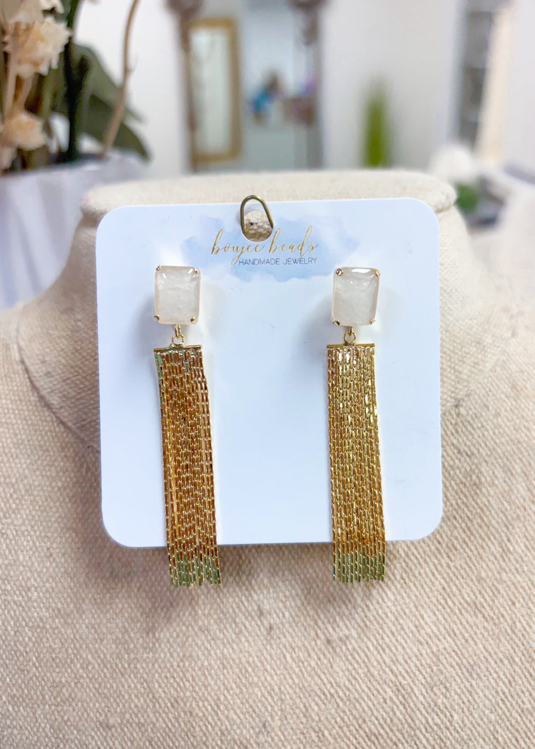White Chain Detail Earrings