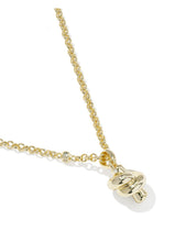 Load image into Gallery viewer, PARKER KNOT SHORT PENDANT NECKLACE GOLD

