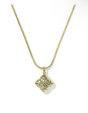 Load image into Gallery viewer, DIRA PEARL SHORT PENDANT NECKLACE GOLD FRESHWATER CULTURED PEARL
