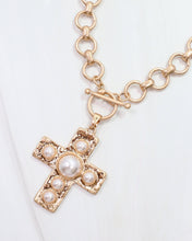 Load image into Gallery viewer, Clampett Cross Necklace Gold
